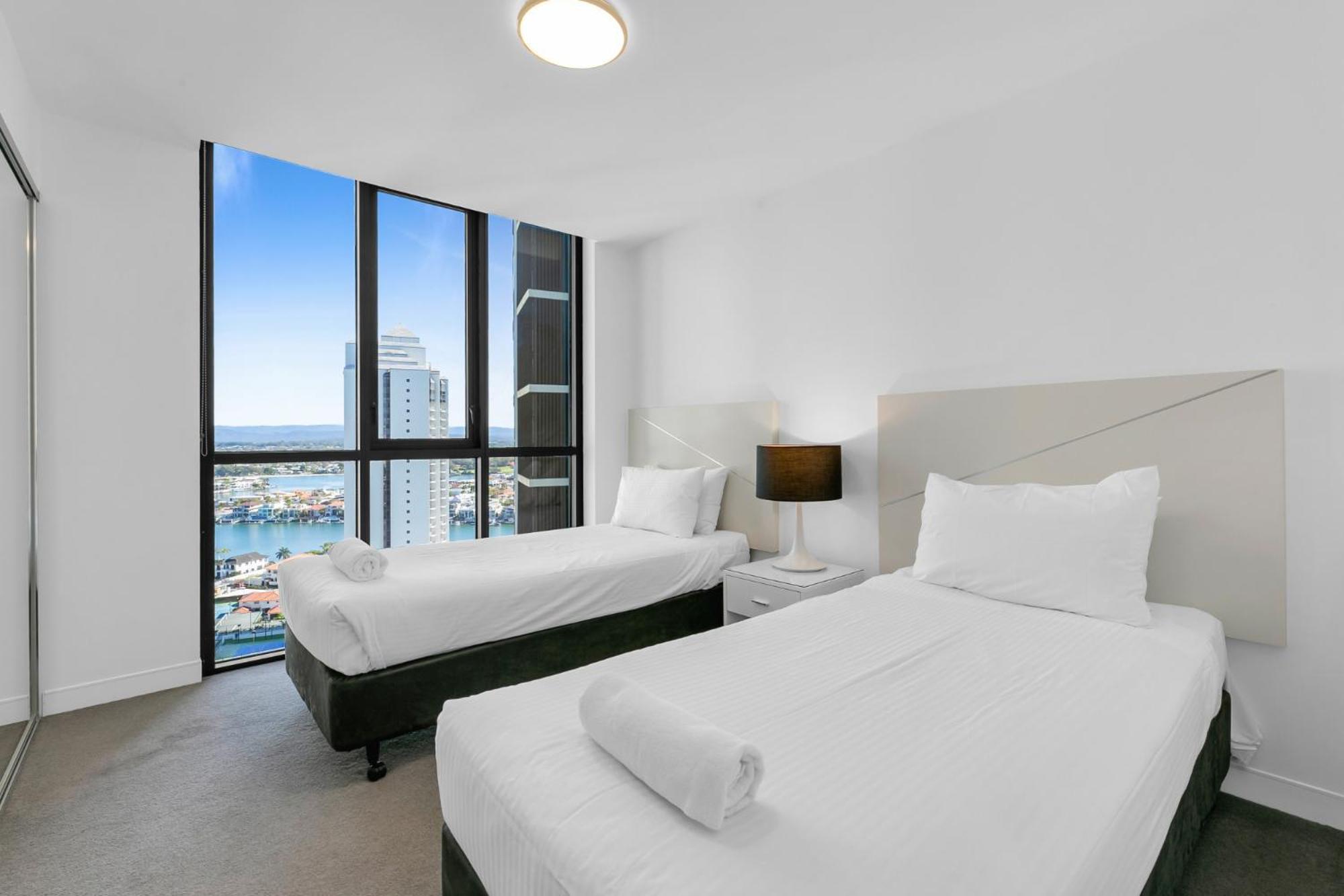 Wonderful 2-bed With Pool, Gym & Scenic Views Gold Coast